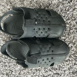 Toddler Nike sandals